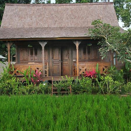 Benisari Batik Garden Cottage Ubud Exterior foto